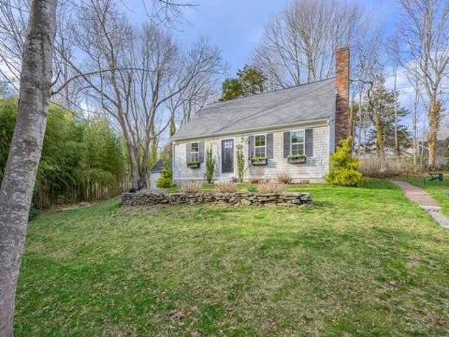 House for sale in Barnstable
