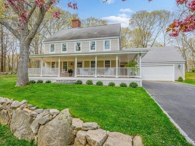 House for sale in Barnstable