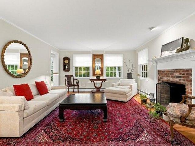 House for sale in Barnstable