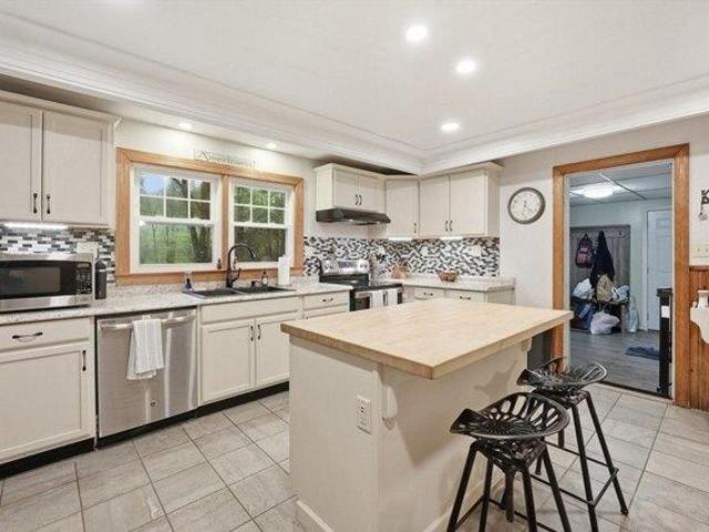 House for sale in Barre, Massachusetts