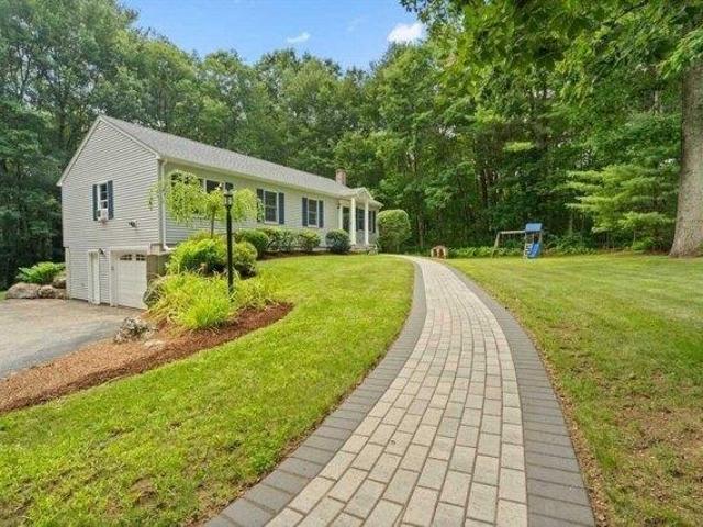 House for sale in Barre, Massachusetts