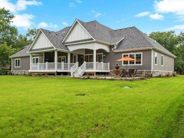 House for sale in Barrington, Illinois