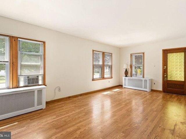 House for sale in Barrington, New Jersey