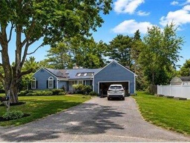 House for sale in Barrington, Rhode Island
