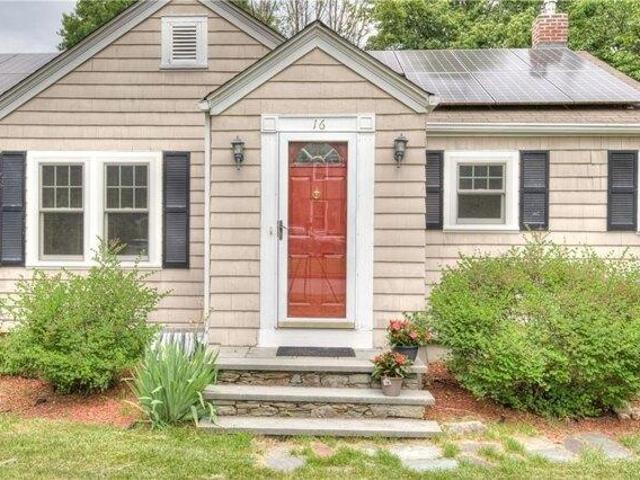 House for sale in Barrington, Rhode Island