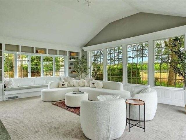 House for sale in Barrington, Rhode Island