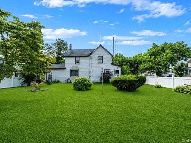House for sale in Bohemia, New York