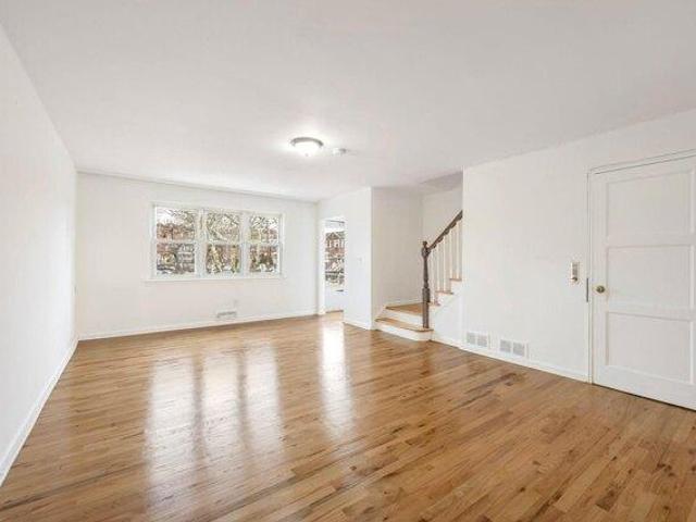 House for sale in Hudson, New Jersey
