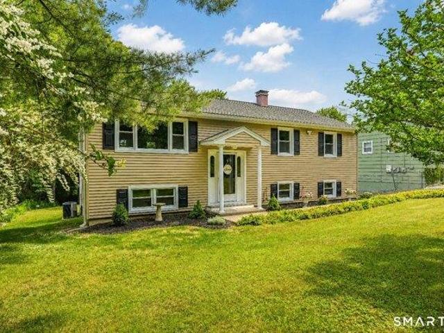 House for sale in Beacon Falls, Connecticut
