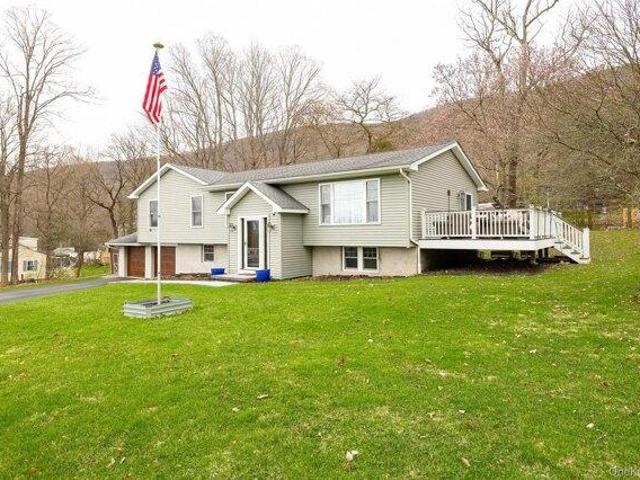 House for sale in Fishkill, New York
