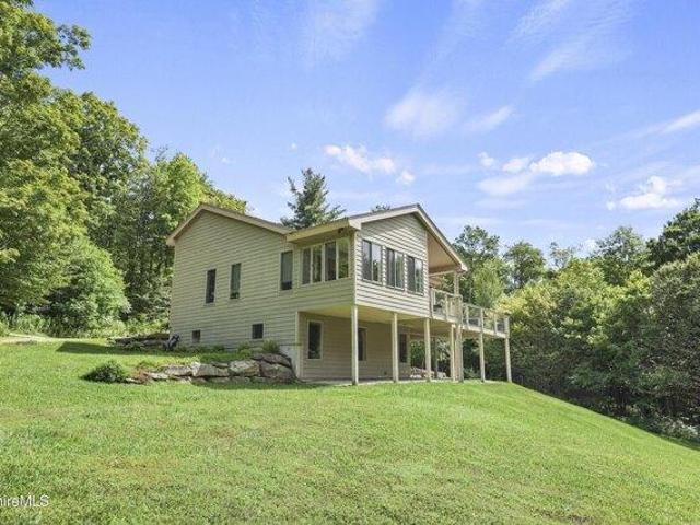 House for sale in North Becket Village Historic District, Becket