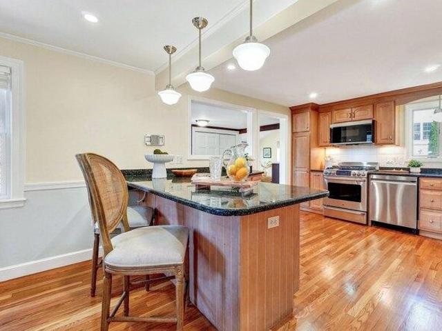 House for sale in Bedford, Middlesex County
