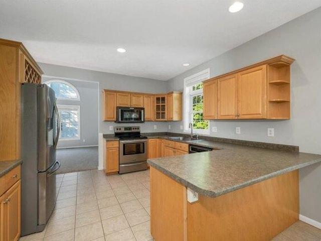 House for sale in Bedford, Hillsborough County