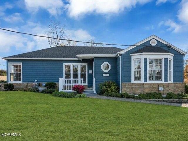 House for sale in Monmouth, New Jersey