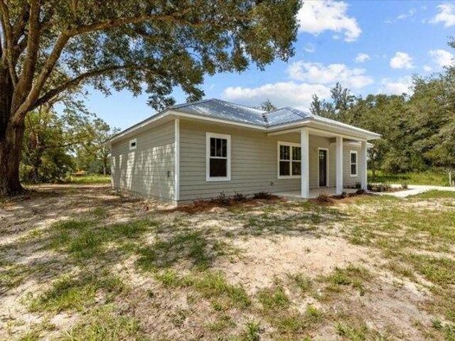 House for sale in Bell, Florida