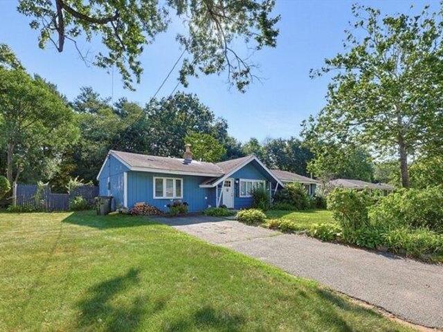 House for sale in Bellingham, Massachusetts