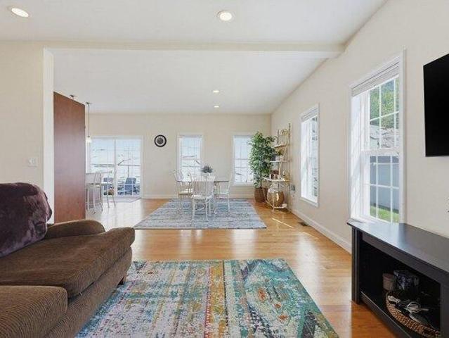 House for sale in Scott Hill Acres, Bellingham