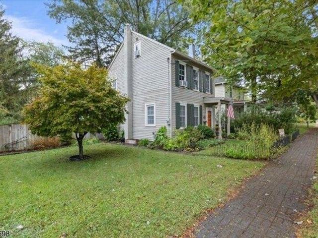 House for sale in Belvidere, New Jersey