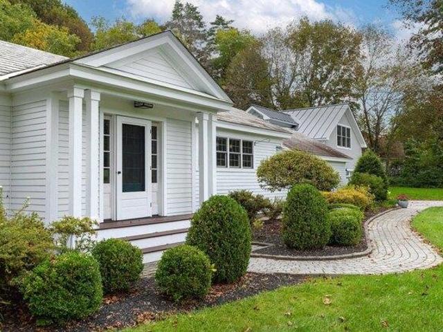 House for sale in Old Bennington Historic District, Bennington