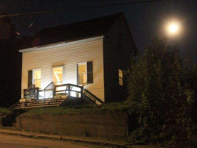 House for sale in New Hampshire