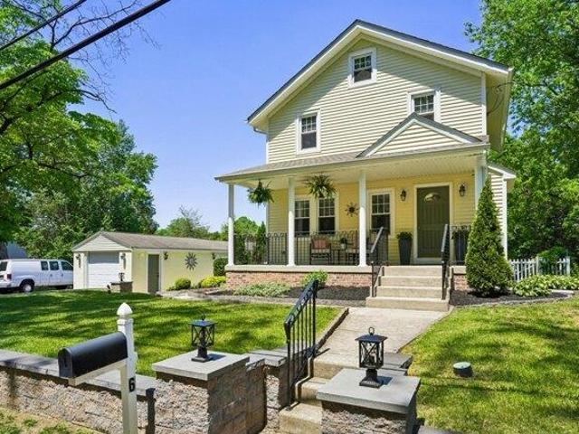 House for sale in Berlin, Camden County