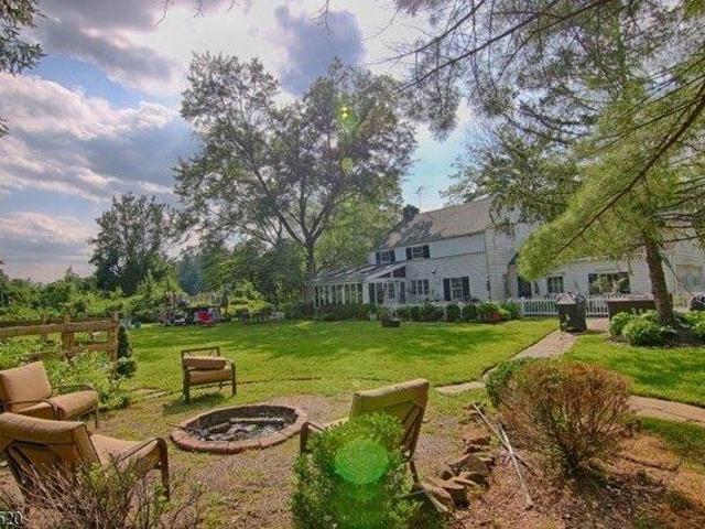 House for sale in Bernardsville, New Jersey