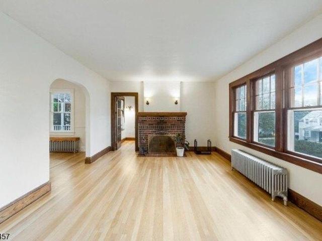House for sale in Bernardsville, Somerset County