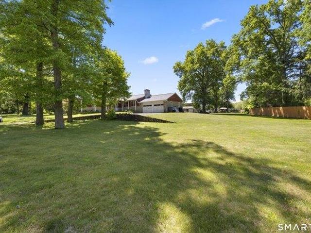 House for sale in Bethany, Connecticut
