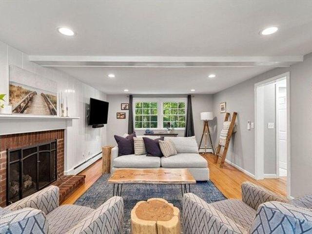 House for sale in Beverly, Massachusetts