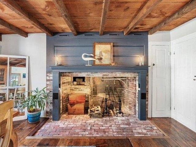 House for sale in Beverly, Massachusetts