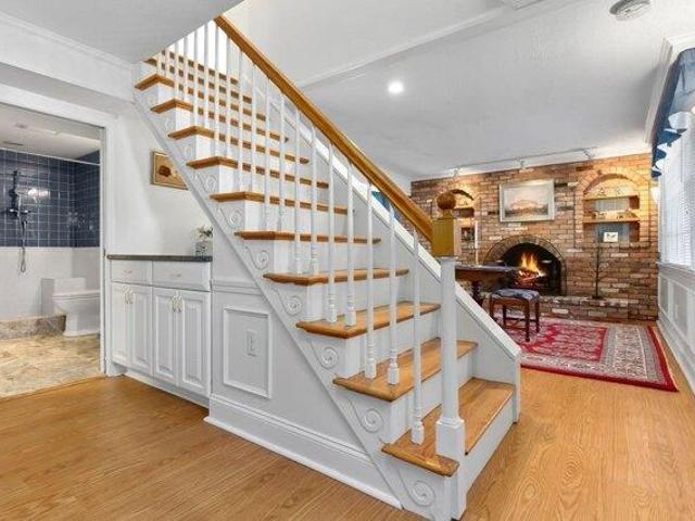 House for sale in North Beverly, Beverly