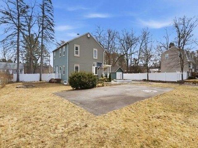House for sale in Billerica, Massachusetts