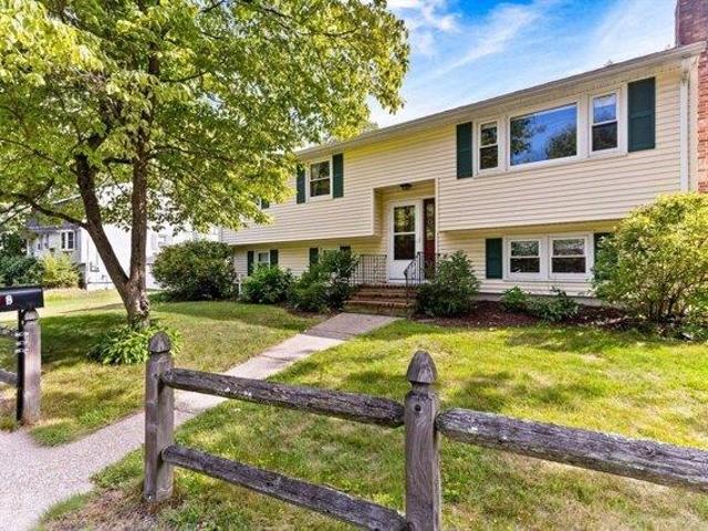 House for sale in Billerica, Massachusetts