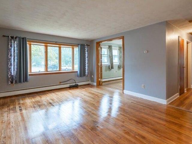 House for sale in Billerica, Middlesex County