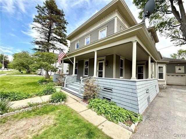 House for sale in Black River