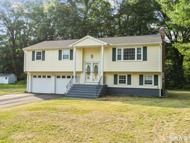 House for sale in Bloomfield, Connecticut