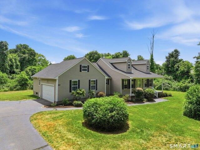 House for sale in Bloomfield, Connecticut