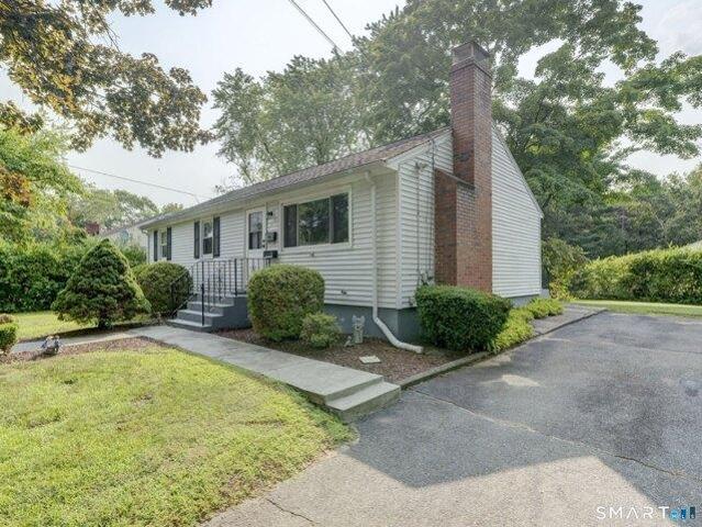 House for sale in Bloomfield, Connecticut