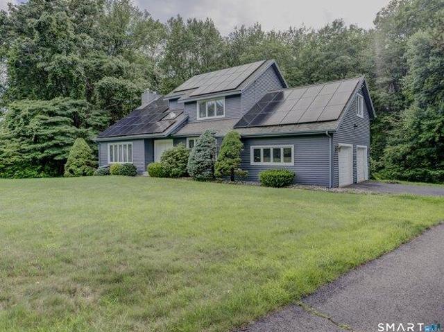 House for sale in Bloomfield, Connecticut