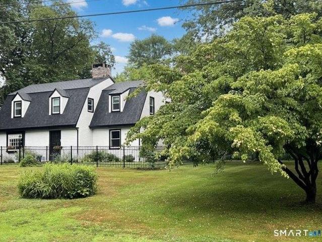 House for sale in Bloomfield, Connecticut