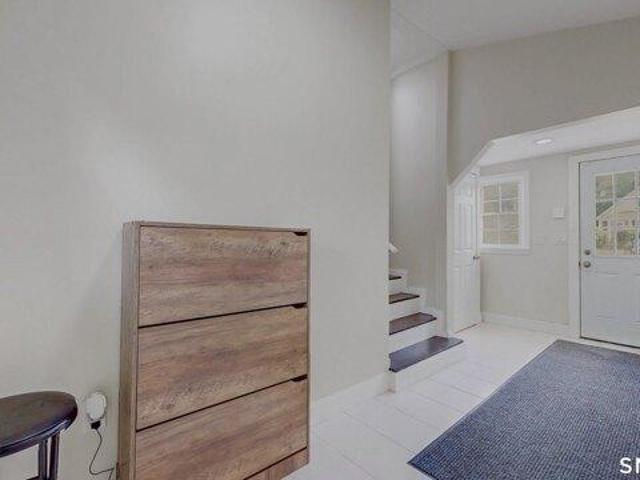 House for sale in Bloomfield, Connecticut