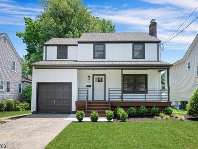 House for sale in Bloomfield, New Jersey