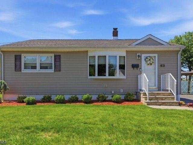 House for sale in Bloomfield, New Jersey