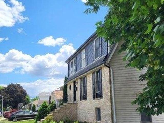 House for sale in Bloomfield, New Jersey