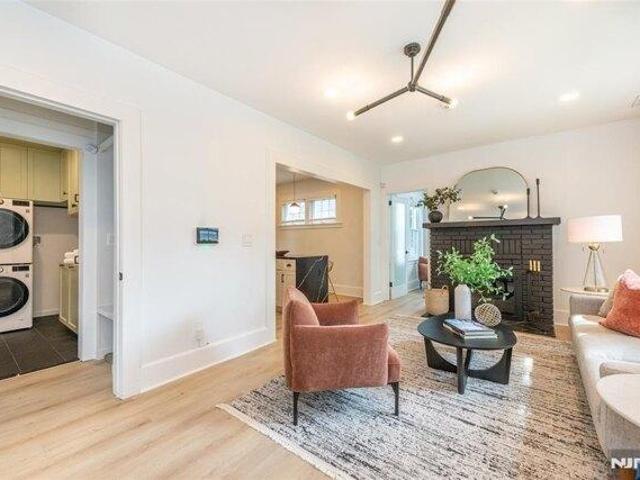 House for sale in Bloomfield, New Jersey