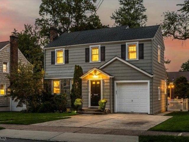 House for sale in Bloomfield, Essex County