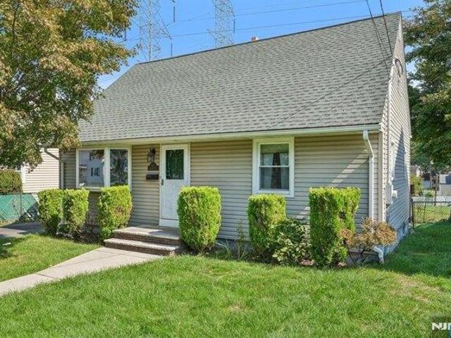 House for sale in Bloomfield, Essex County