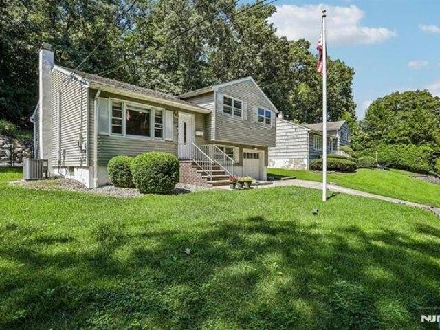 House for sale in Passaic, New Jersey