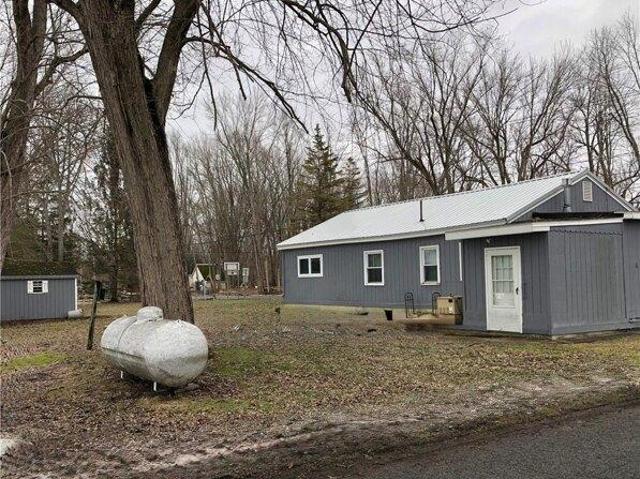 House for sale in Oneida, New York
