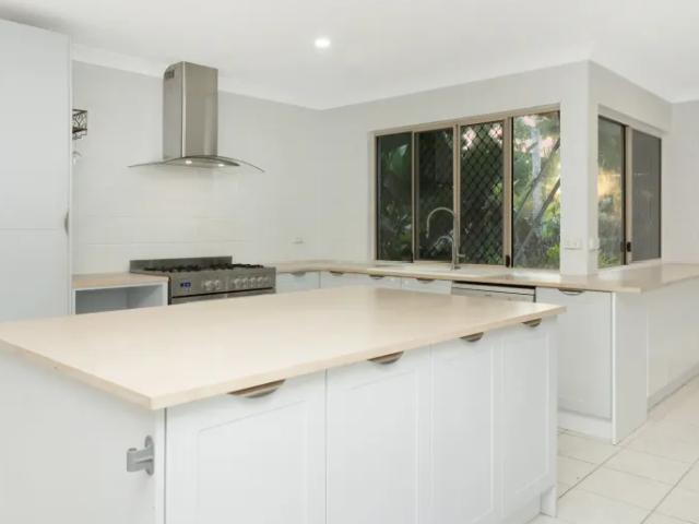 House for sale in Bluewater Park, Queensland